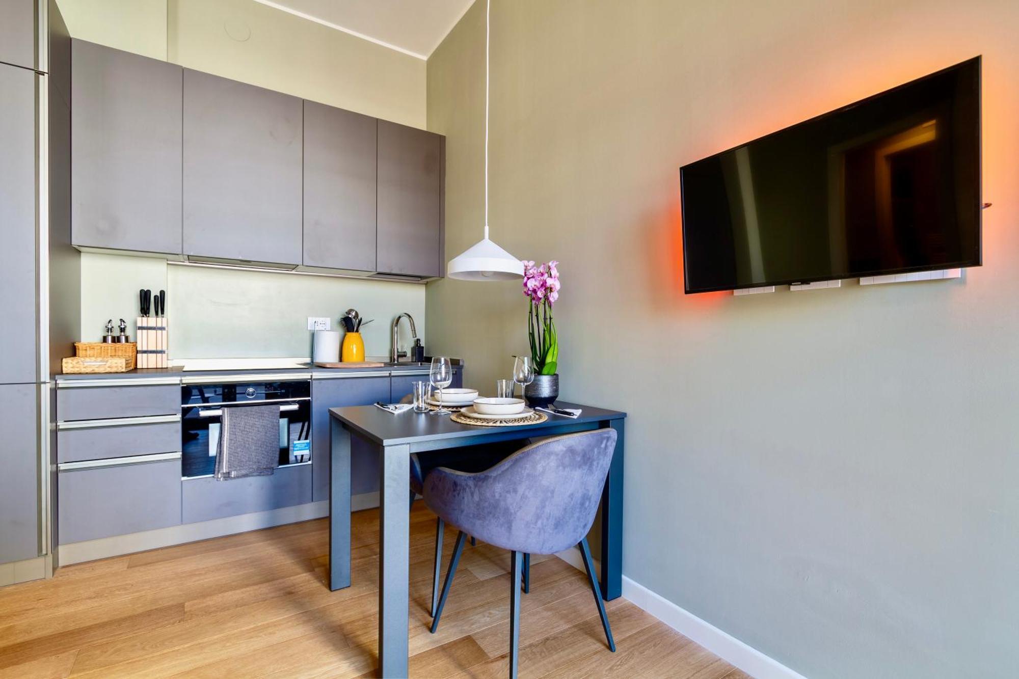 Urban Luxury - Bright And Central Apartment Milano Exteriör bild